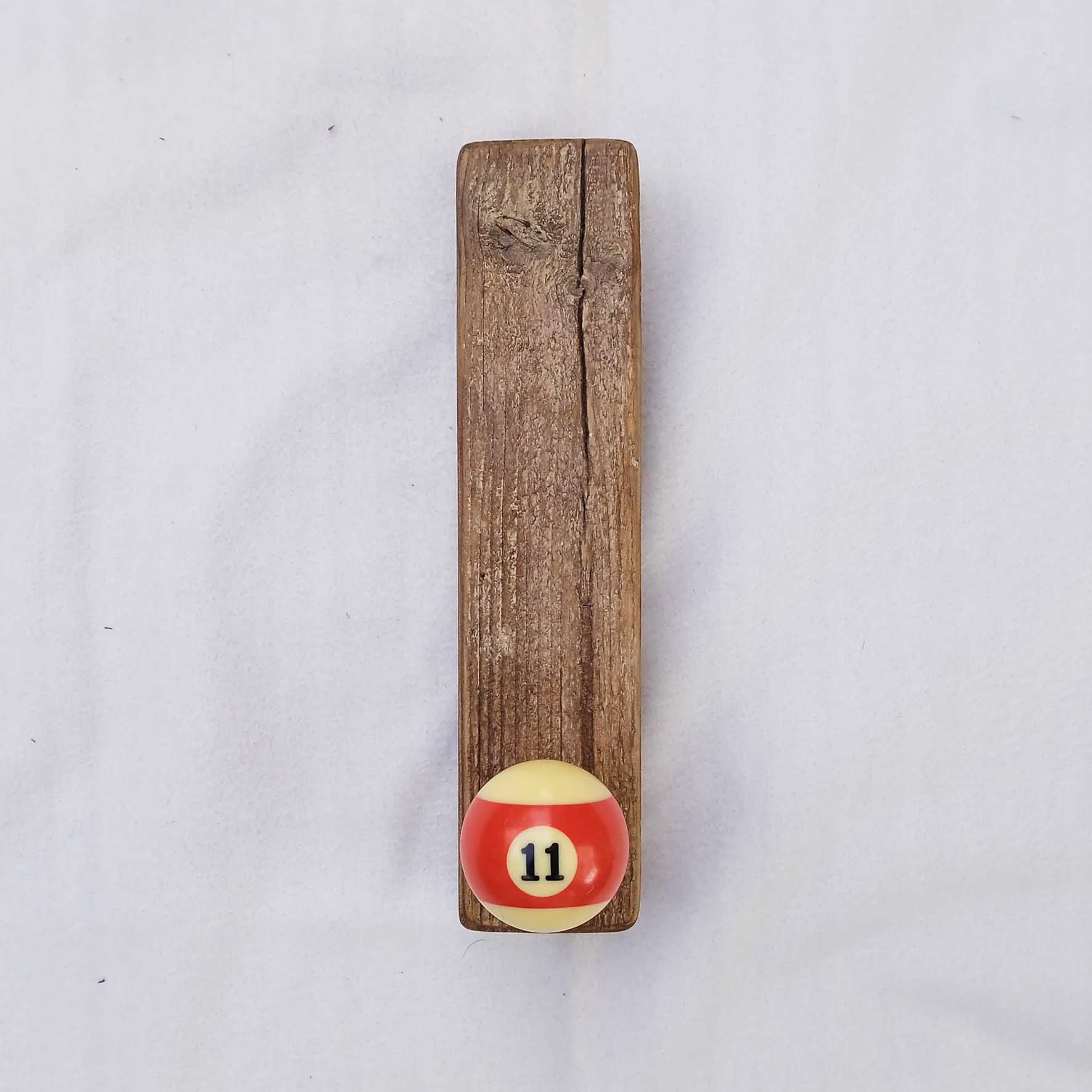 Ricicli Design Casa Attaccapanni lettera I appendiabiti con palle da biliardo