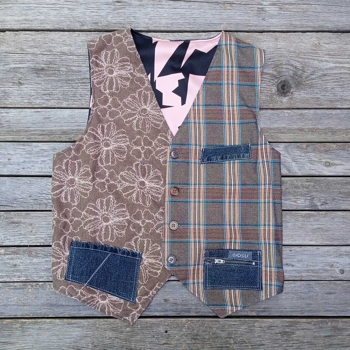 Ricicli Design Abbigliamento Gilet double face n°15 Tg.S gilet taglia S regolabile