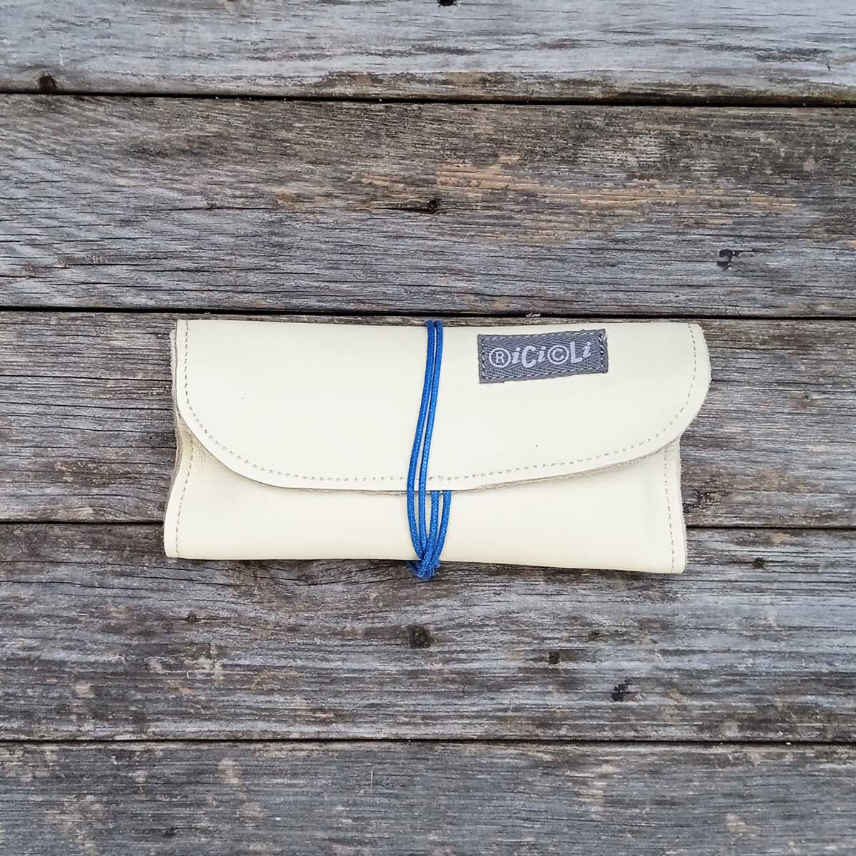 Ricicli Design Accessori Porta tabacco in pelle n°02 con tasche organizzate