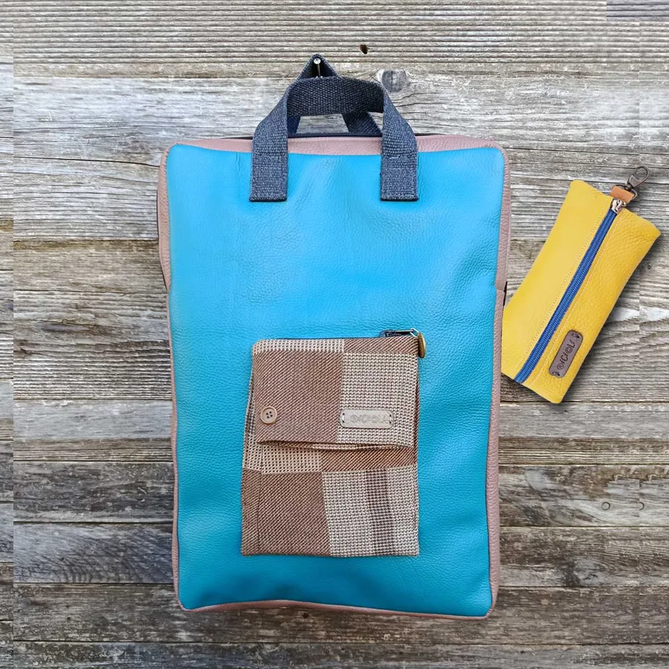 Ricicli Design Borse Zaino Ganzo n°05 zaino turchese e marrone in pelle recuperata