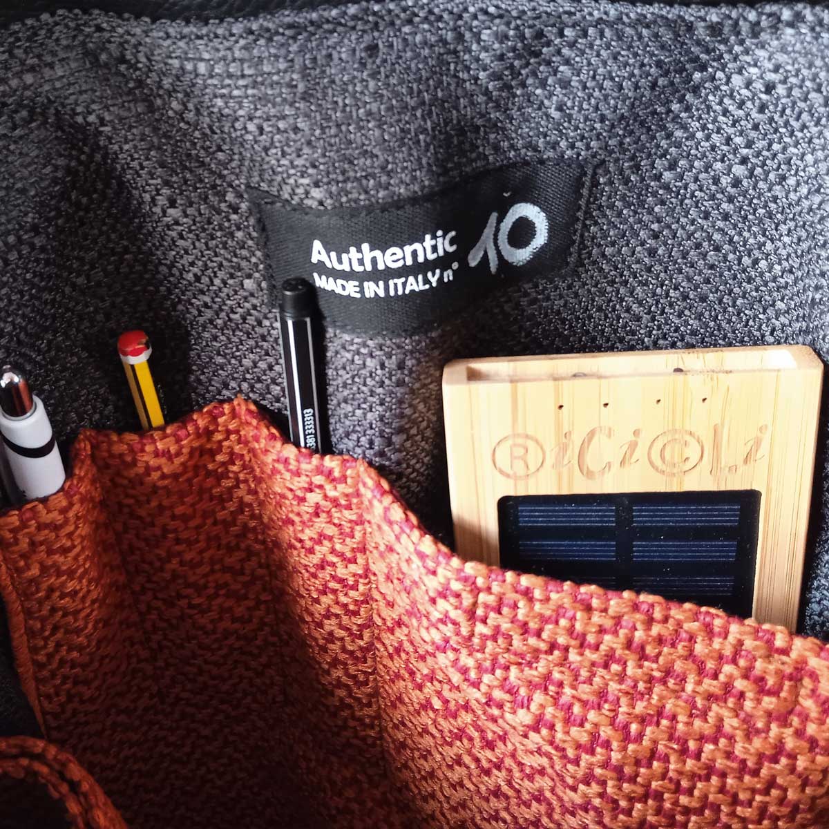 Ricicli Design Borse Zaino Apollo n.03 zaino nero turchese artigianale