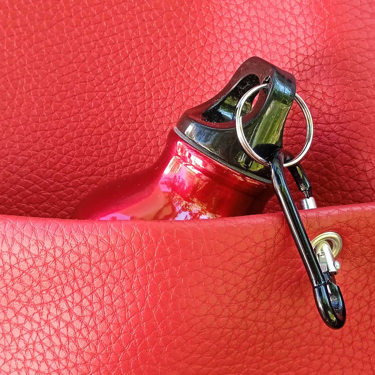 Ricicli Design Borse Greta n°014 borsa zaino rossa in ecopelle con borraccia