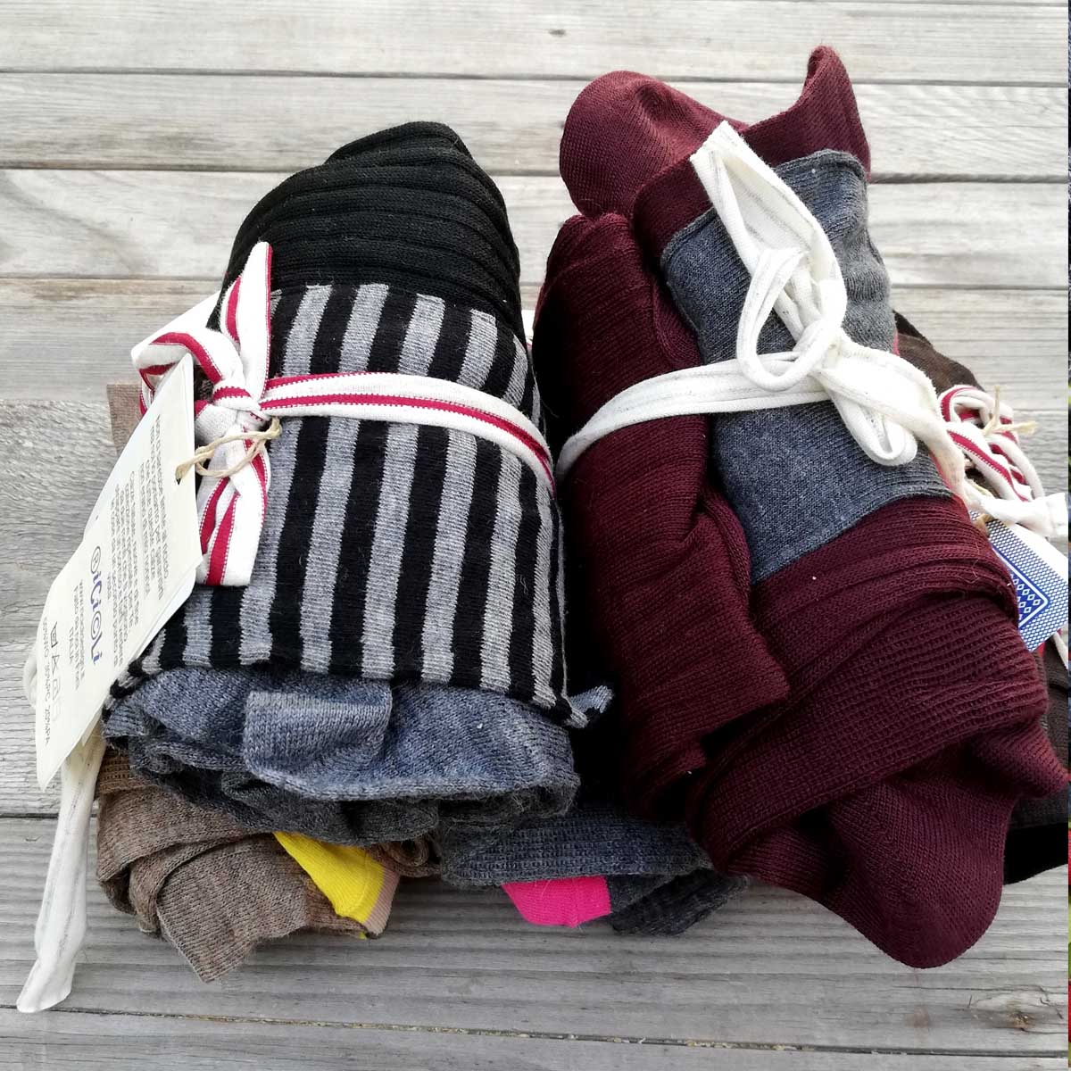 Ricicli Design Accessori Sciarpacalza n°02 sciarpa con calze recuperate