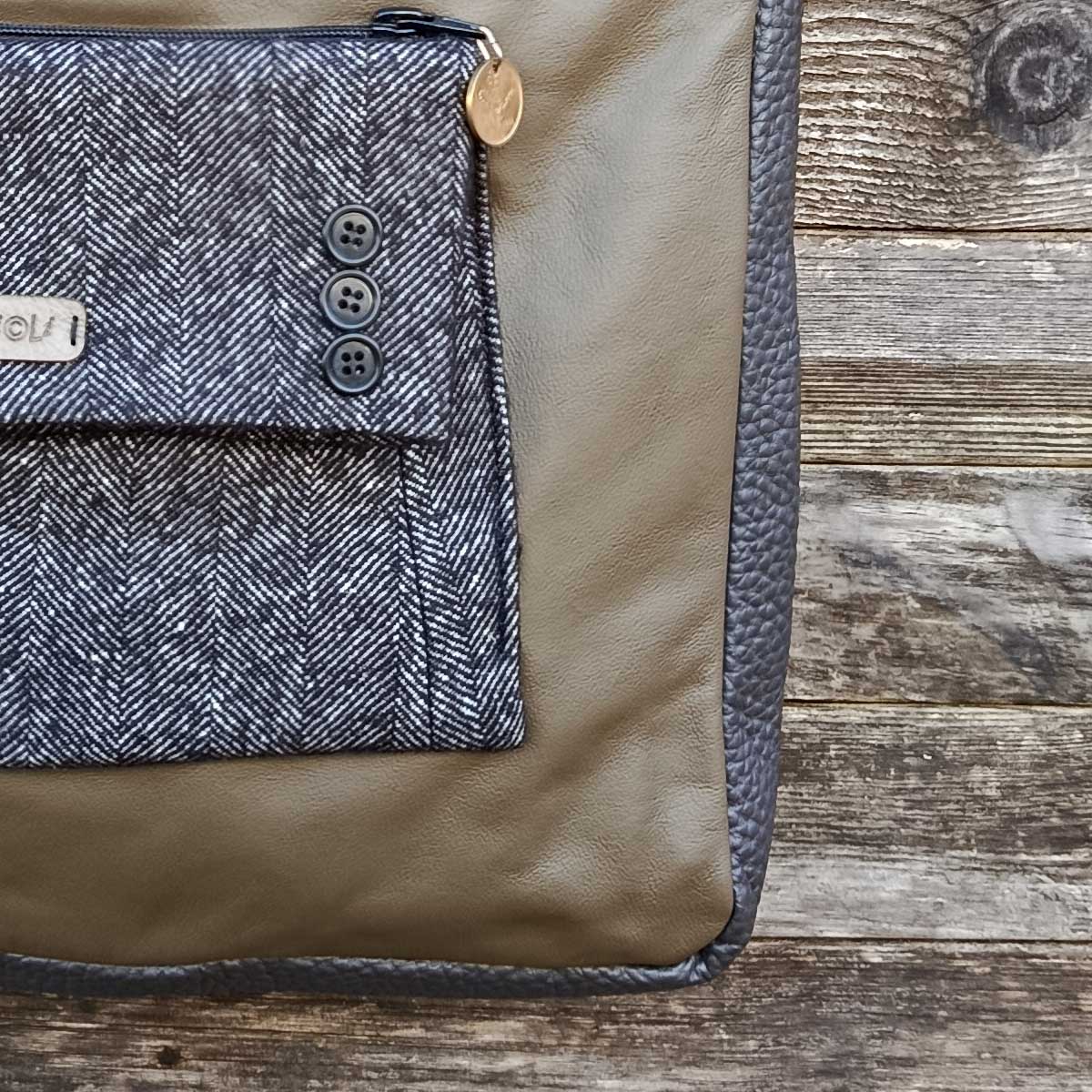 Ricicli Design Borse Zaino Ganzo in VERA PELLE n°06
