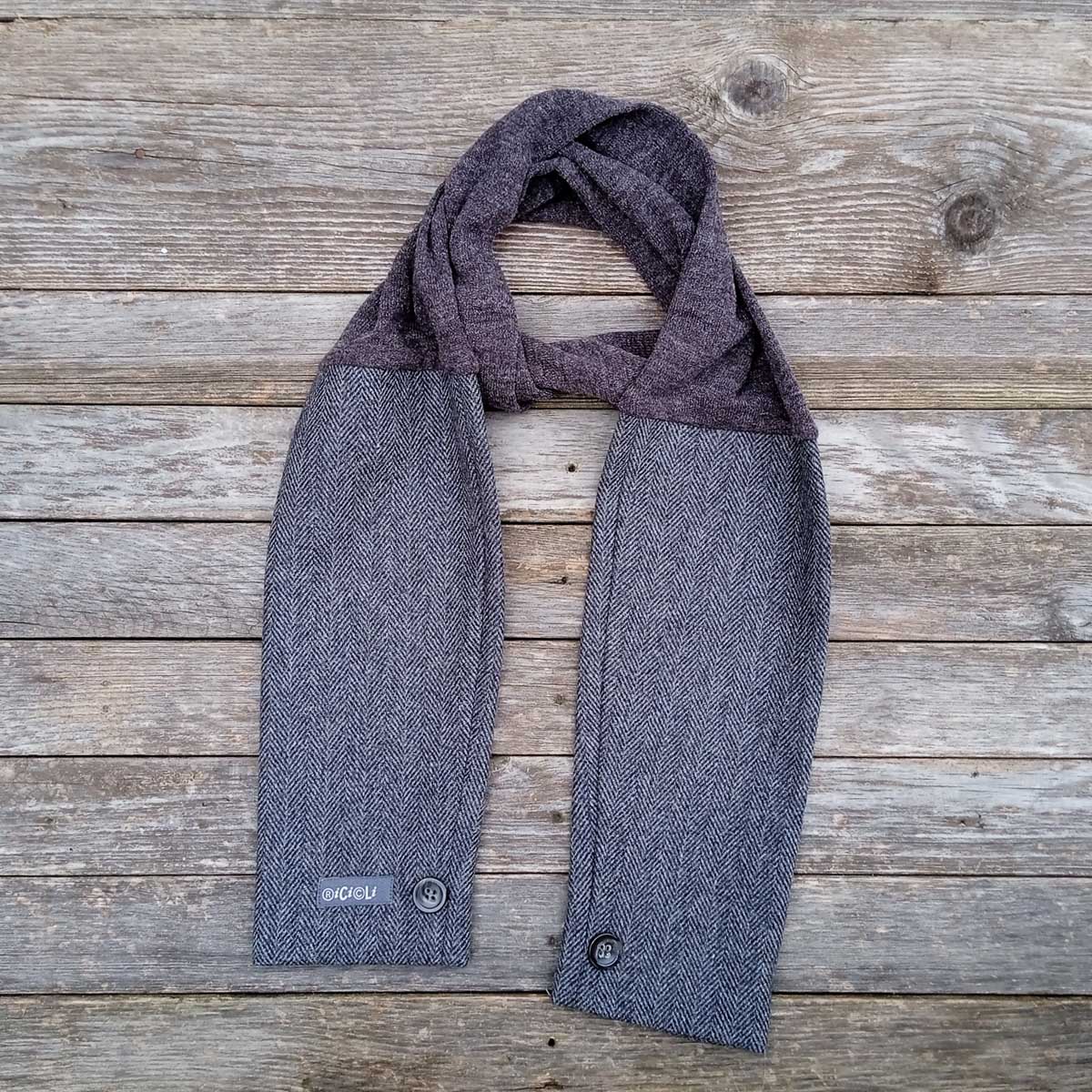 Ricicli Design Accessori Sciarpamanica n°04 sciarpa grigia unisex