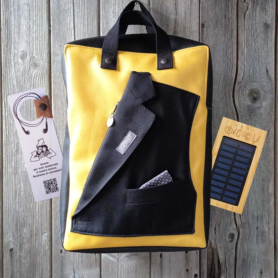 Ricicli Design Borse Zaino Apollo n.08 nero e giallo ocra
