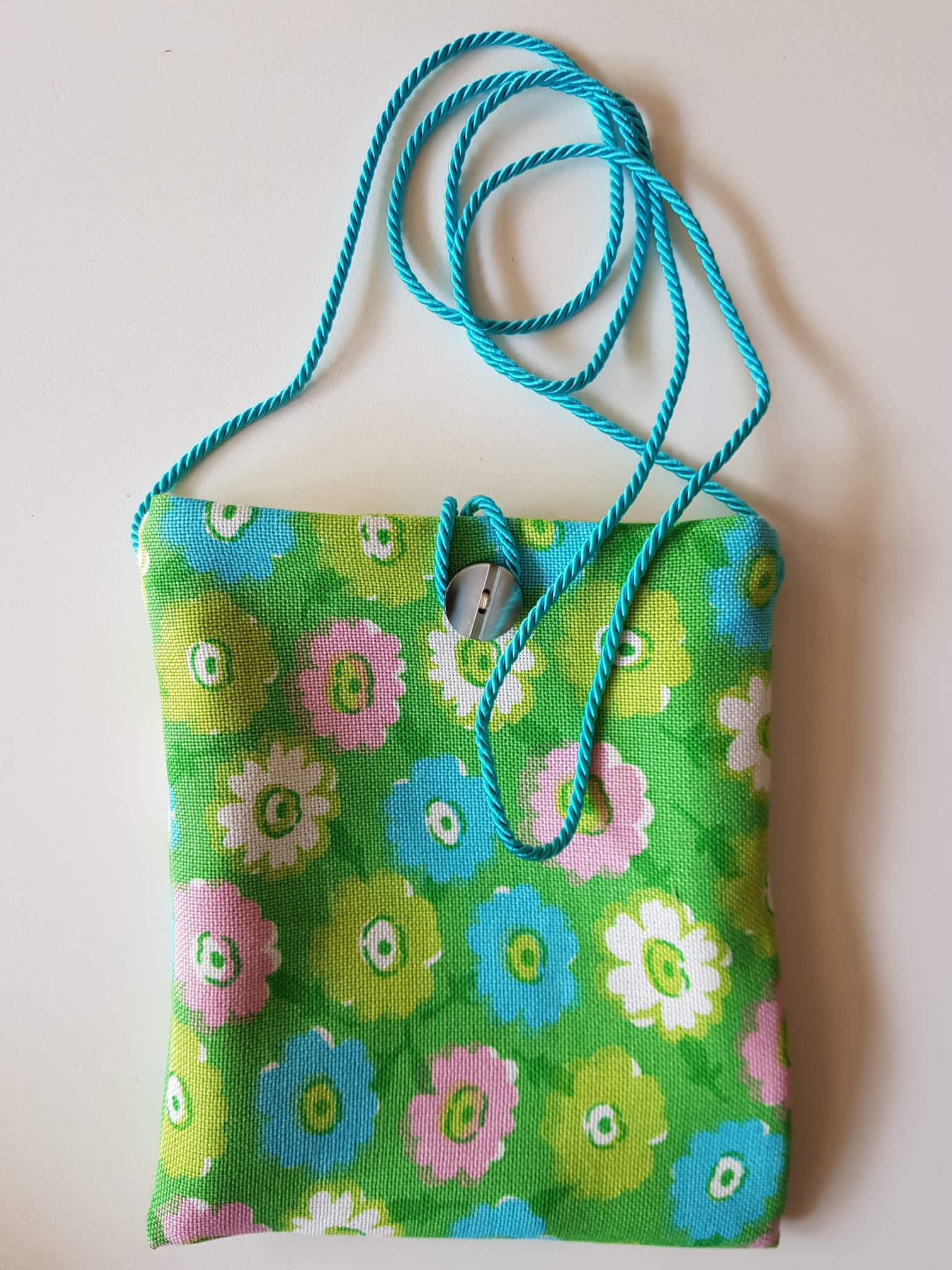 Borseggi Tibetane Tibetana con bottone Fiori Pop verde borsina