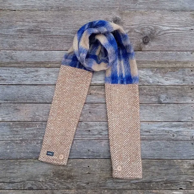 Ricicli Design Accessori Sciarpamanica n°06 sciarpa nocciola e bluette