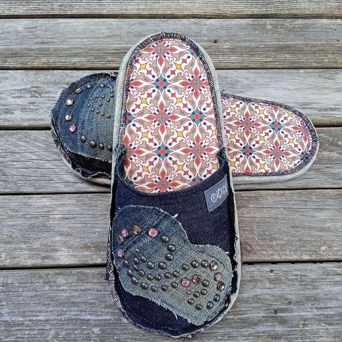 Ricicli Design Accessori Ciabatte tg.36-38 n°01 in jeans con suola PET riciclato
