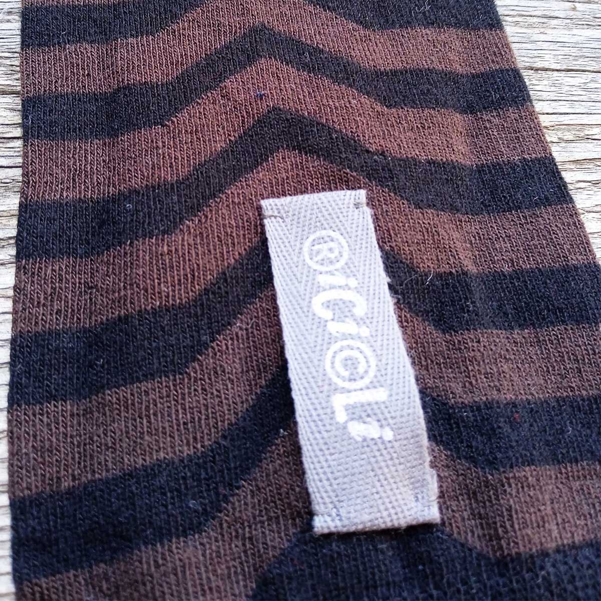 Ricicli Design Accessori Guanticalza lunghi n°10 a righe nere e cioccolato