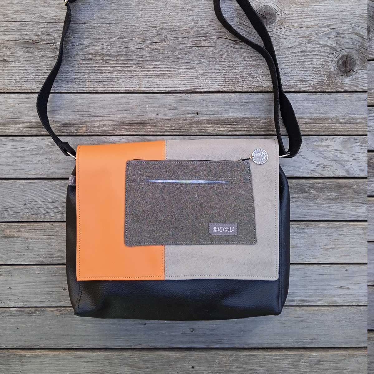 Ricicli Design Borse Pattina n°11 per Borsa TAKA