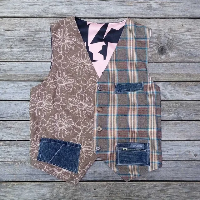 Ricicli Design Abbigliamento Gilet double face n°15 Tg.S gilet taglia S regolabile