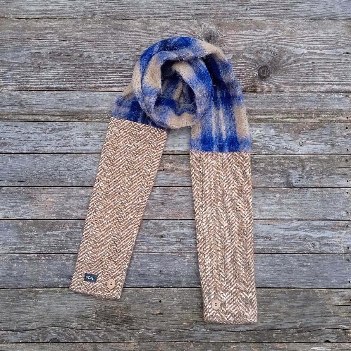 Ricicli Design Accessori Sciarpamanica n°06 sciarpa nocciola e bluette
