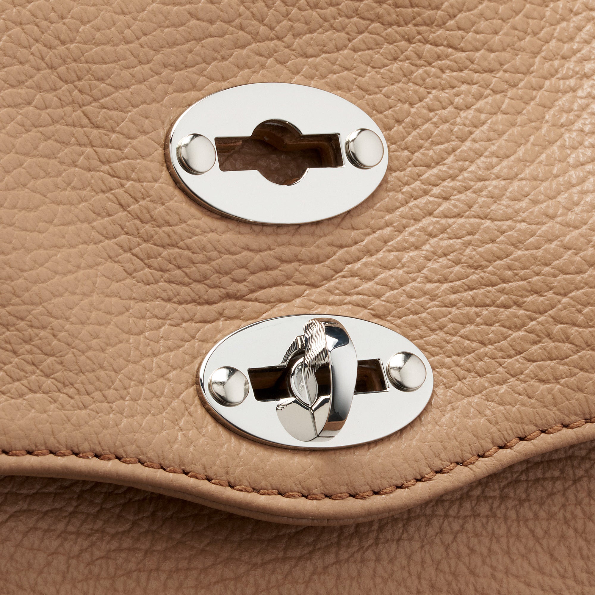 Zanellato Postina® BABY borsa a tracolla marrone Cantucci in pelle martellata