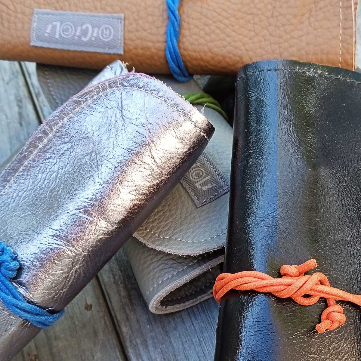 Ricicli Design Accessori Porta tabacco n°05 in pelle recuperata